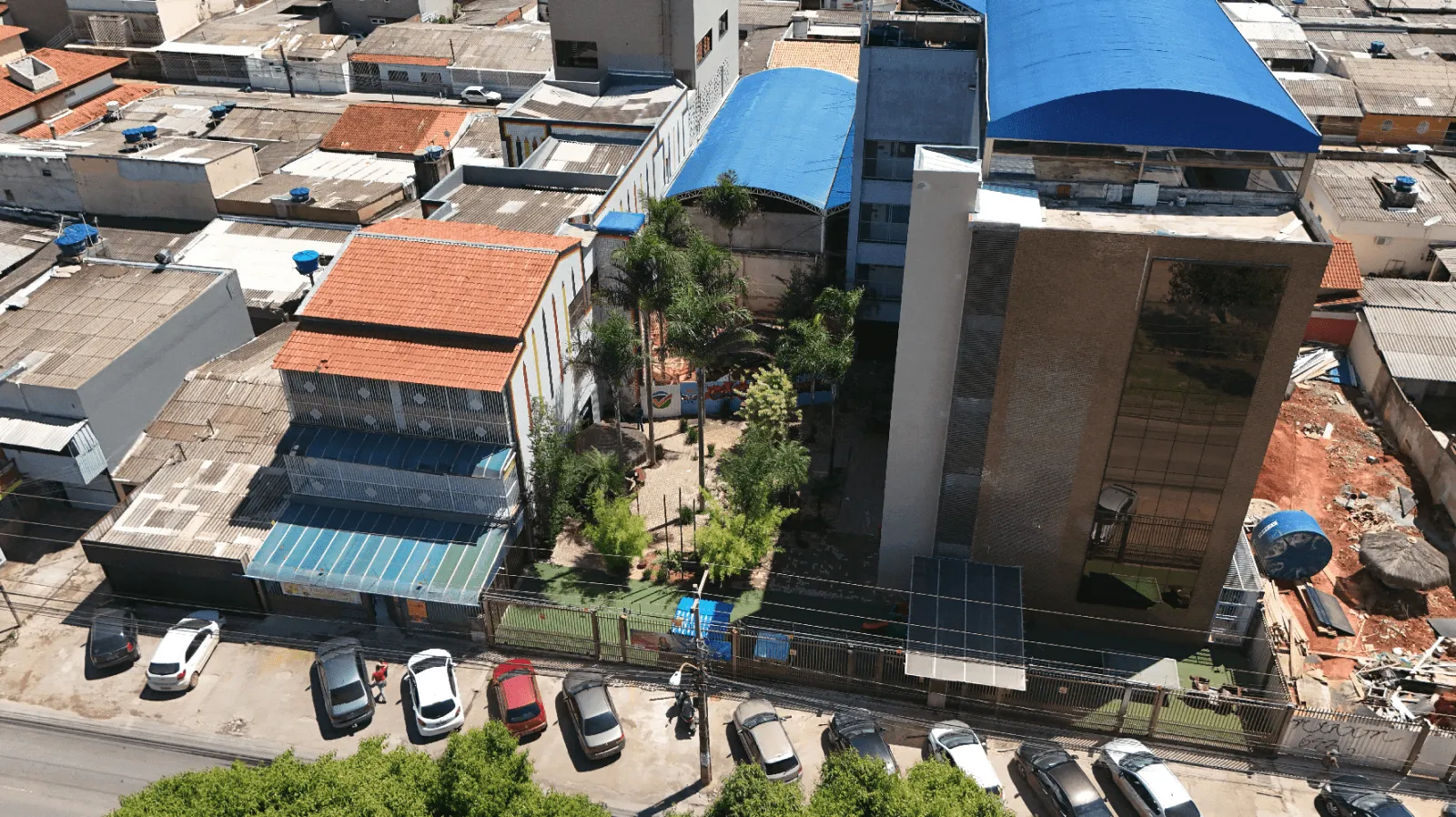 Foto · Unidade Via Leste